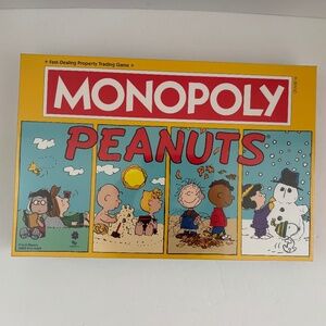 Hasbro Monopoly Peanuts Board Game w/ 6 Tokens (including Snoopy) Ages 8+ - NEW
